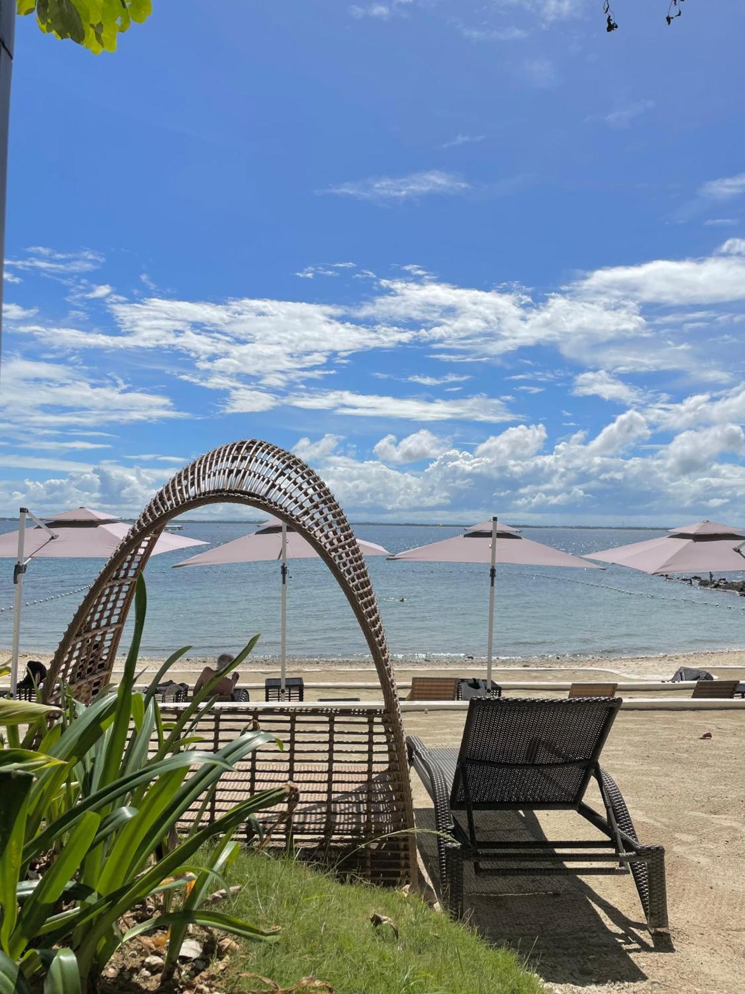 The Beach Suite At The Mactan Newtown マクタン エクステリア 写真